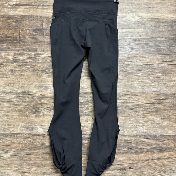 Fabletics PureLuxe Black Leggings With pockets - Picture 2 of 5
